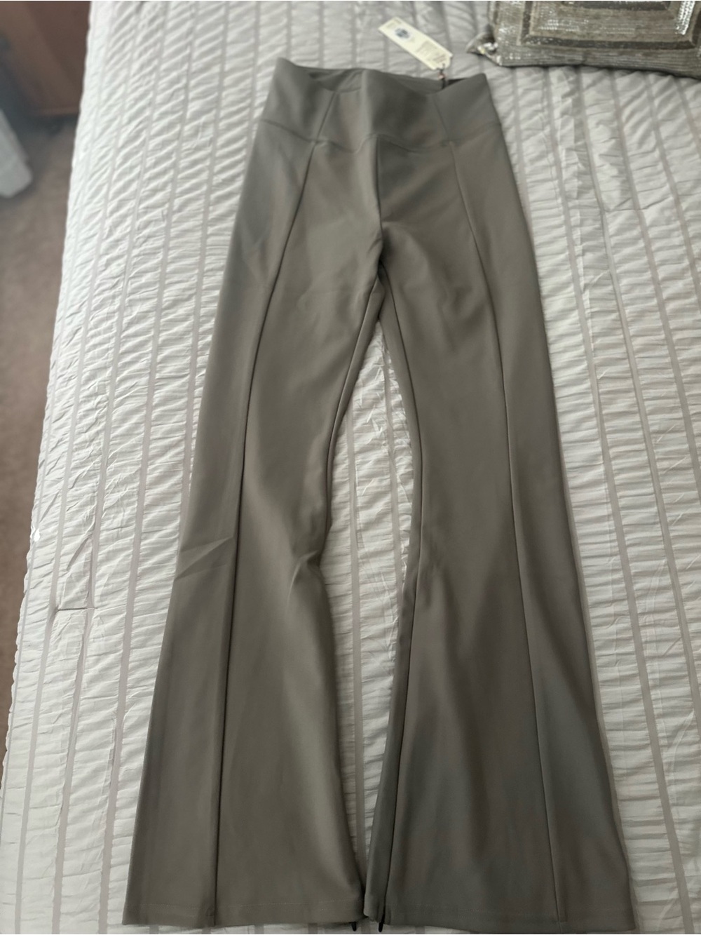 CALIA by Carrie Underwood Gray/Taupe High-Waist Flared Leggings